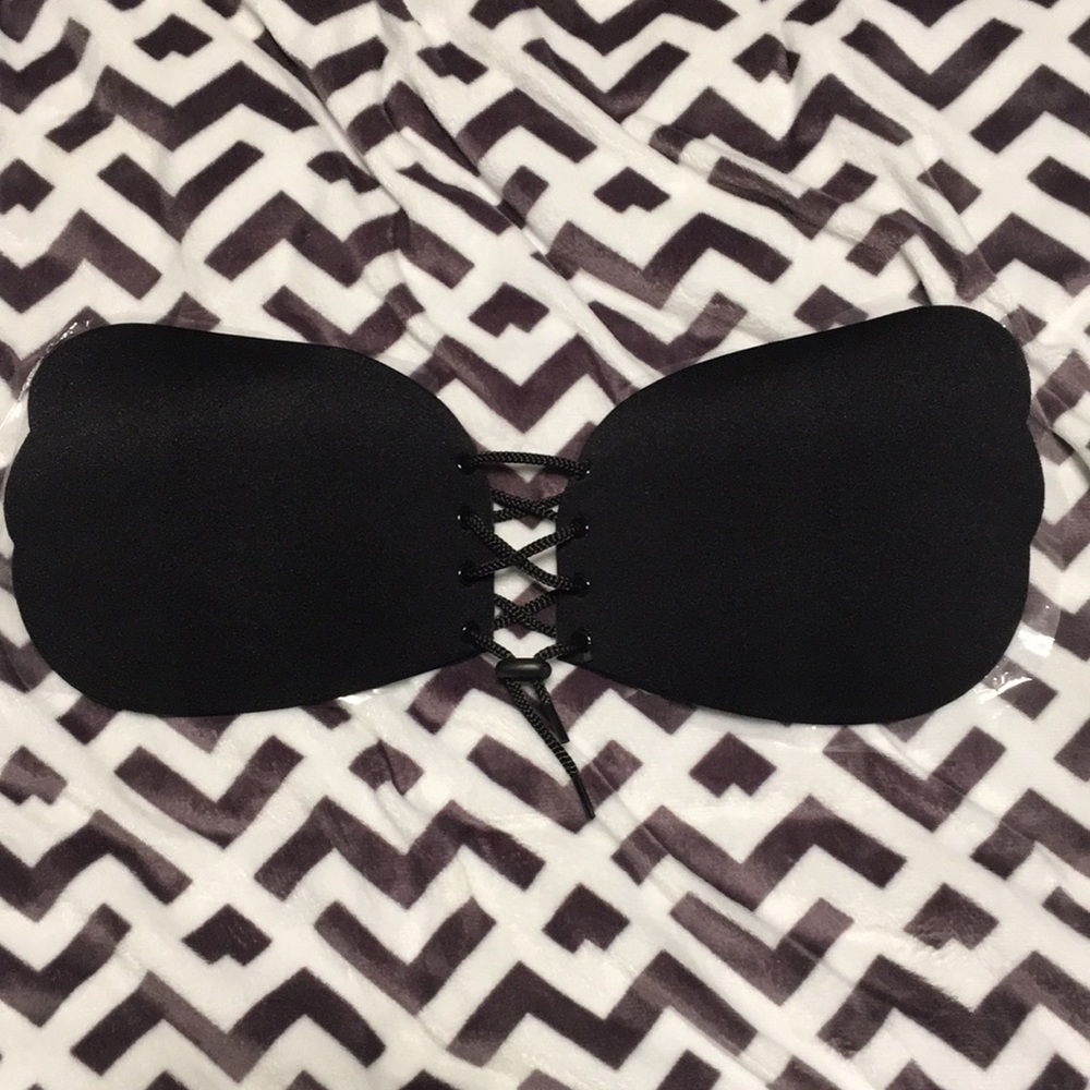 Brand new strapless push up bra